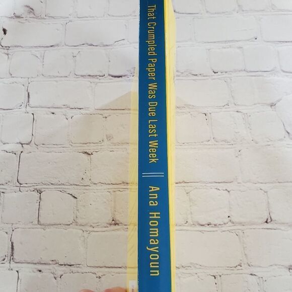 🔸️NWT That Crumpled Paper Was Due Last Week Paperback Book - Picture 4 of 9